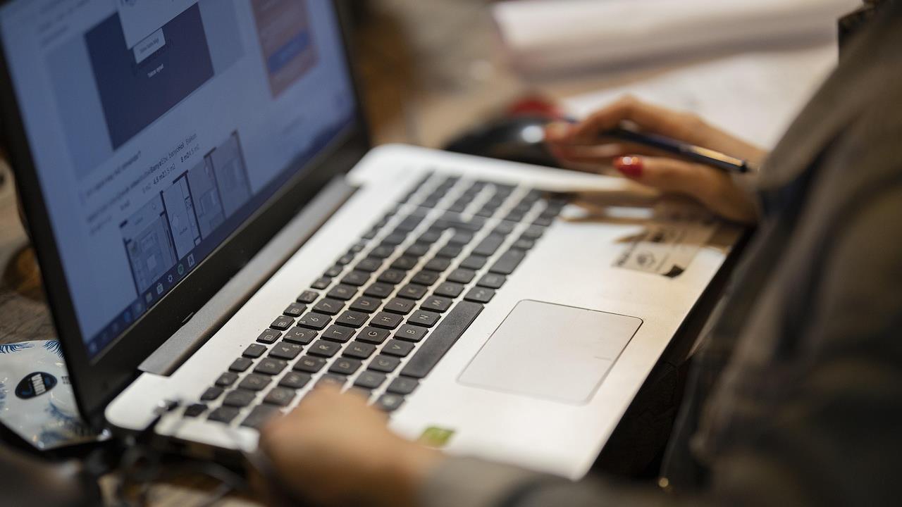 Imagem de capa do artigo Fiscalização tecnológica combate ao exercício ilegal da profissão